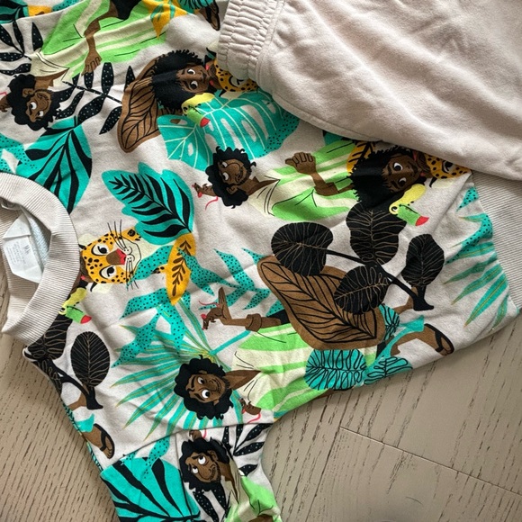 boys disney cruise set size 6/7 like NEW - Picture 3 of 3